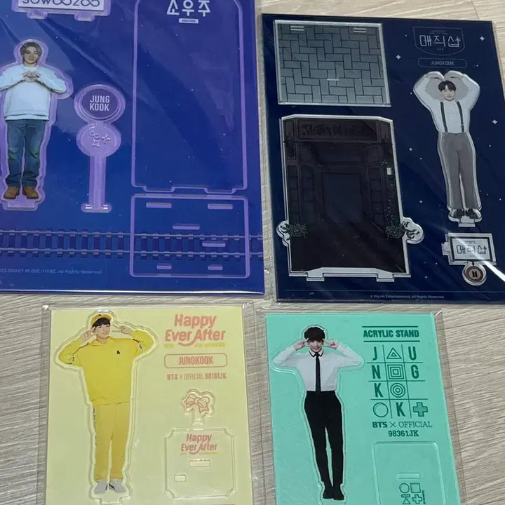 [BUNJANG] BTS Jungkook Acrylic Stand Bundle Set / (공식굿즈) 정국 아크릴스탠드 일괄양도