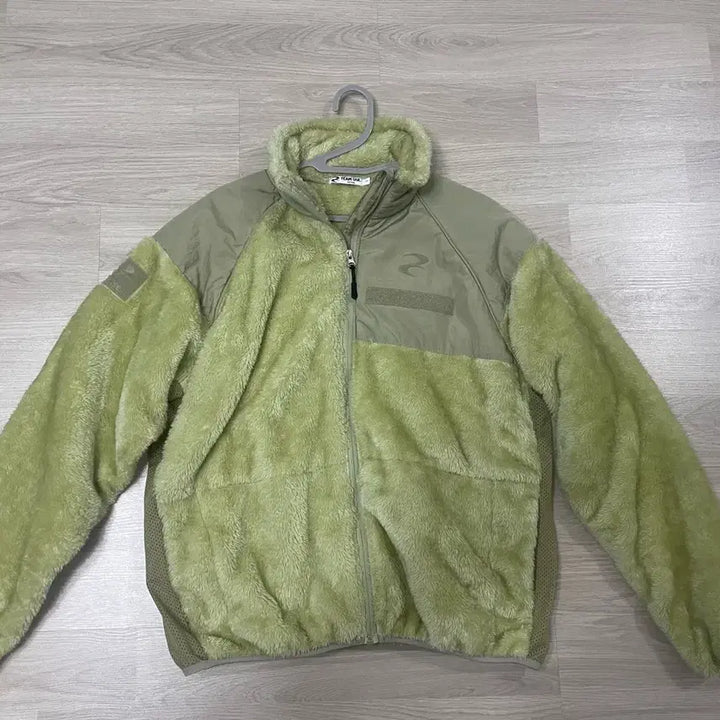 [BUNJANG] What's The Use Sherpa Fleece Jacket Lime L / 왓츠더유즈 쉐르파 후리스 새상품 L 라임