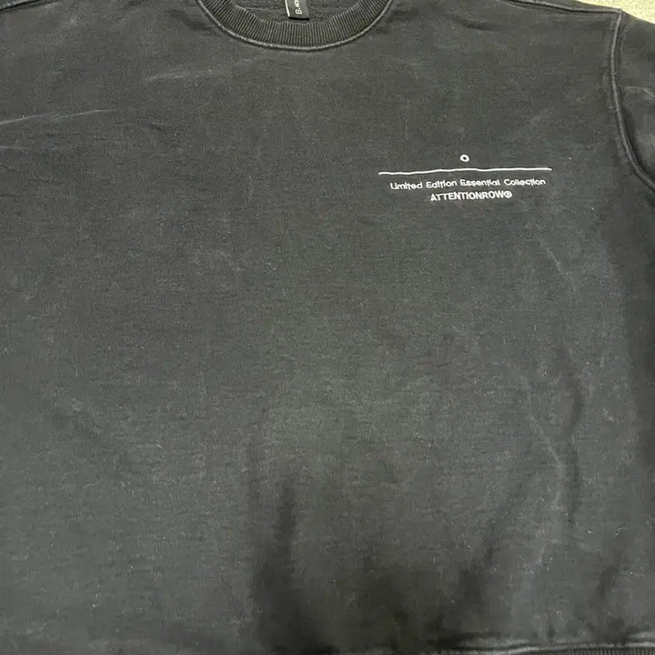 [BUNJANG] Attentionrow Limited Edition Pigment Sweatshirt Black / 어텐션로우 리미티드에디션 한정판 피그먼트 맨투맨 1사이즈 블랙