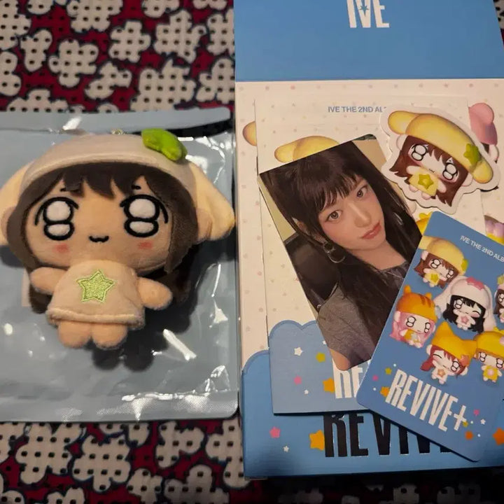 [BUNJANG] IVE An Yu-jin Re-Vive Petit Doll Full Set / 아이브 리바이브 쁘띠버전 쁘끼브 안유진 유진 인형 풀셋