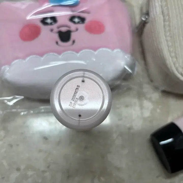 [BUNJANG] Etude House & TonyMoly Makeup Bundle / 새상품) 에뛰드 광채볼류머, 토니모리 광채비비크림, 빤쮸토끼, 오리 파우