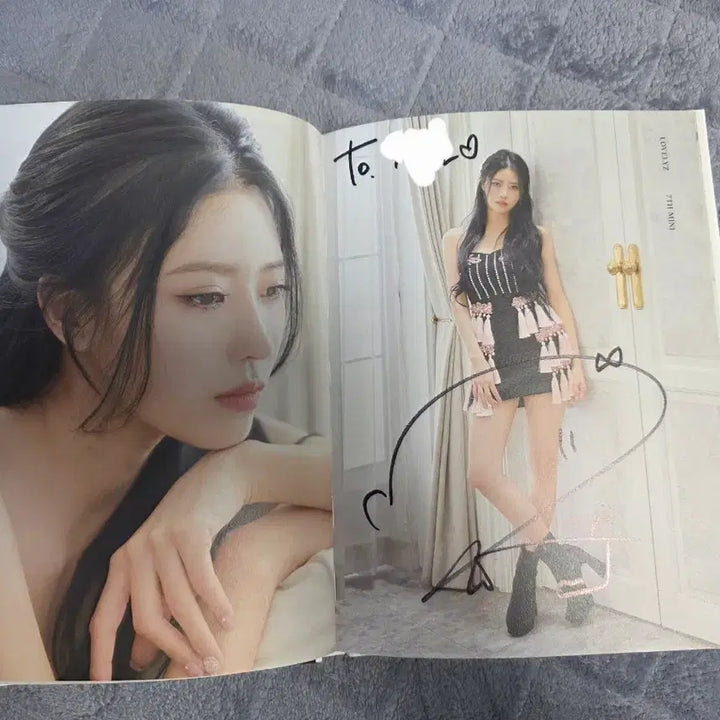 [BUNJANG] Lovelyz Unforgettable Signed Album / 러블리즈 unforgettable 싸인 앨범