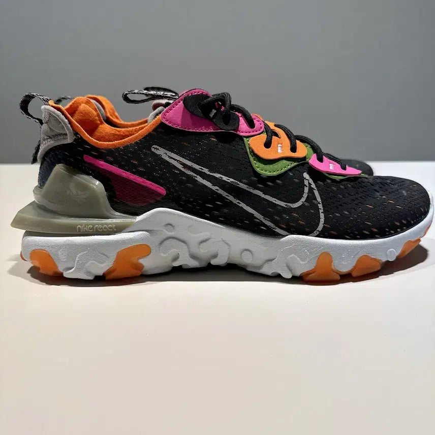 [BUNJANG] Nike React Vision Black Orange Fuchsia Sneakers / [285] 나이키 리액트 비전 블랙 오렌지 푸시아