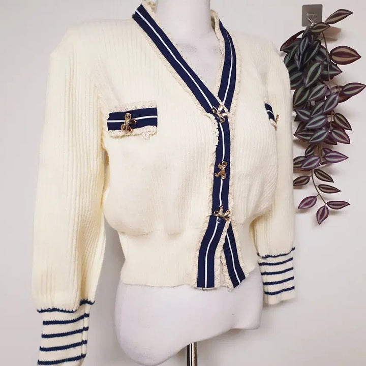[BUNJANG] Ivory Ribbon Button Crop Cardigan / 새상품 리본단추 크롭가디건 55 66 아이보리 배색니트