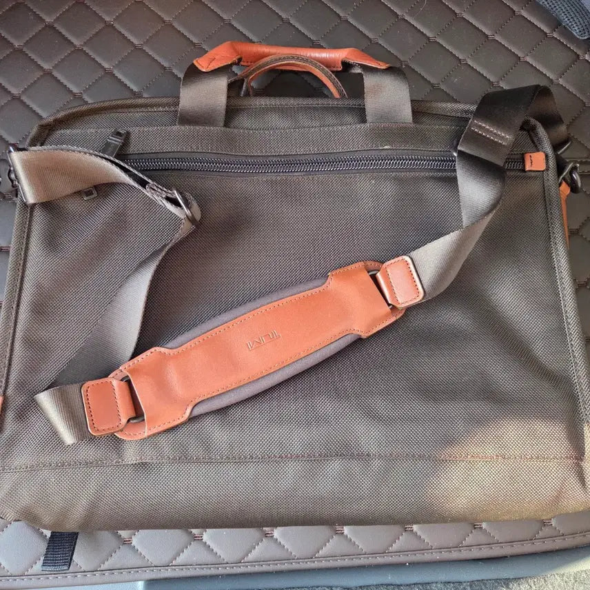 [BUNJANG] TUMI Briefcase / TUMI 투미 브리프케이스 팝니다