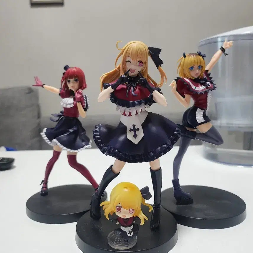 [BUNJANG] Oshi no Ko B Komachi Figure Set / 최애의아이 b코마치 3인 피규어 팝니다.