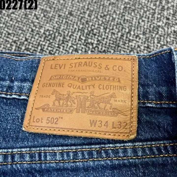 [BUNJANG] Levi's 502 Jeans W34 L32 / 리바이스 502 청바지 W34 L32