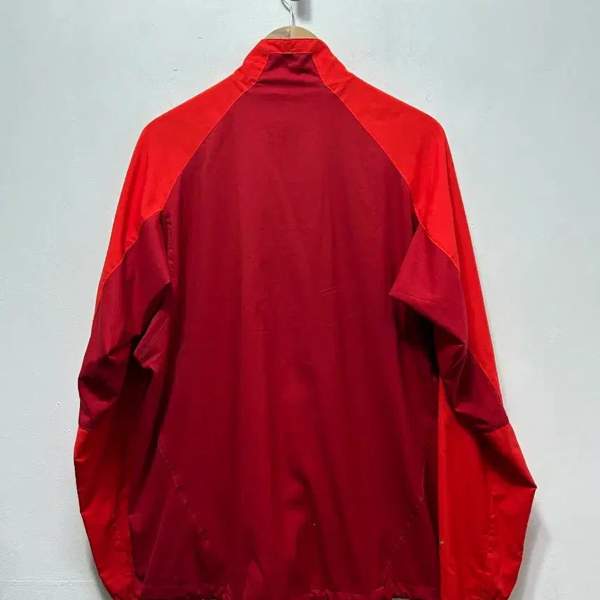 [SOLD OUT] 푸마 레드 컬러 바람막이 자켓 집업 100사이즈