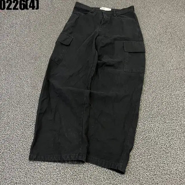 [BUNJANG] Baon Women's Black Wide Cargo Pants / 바온 여성 블랙 와이드 카고 면바지 0226(4)