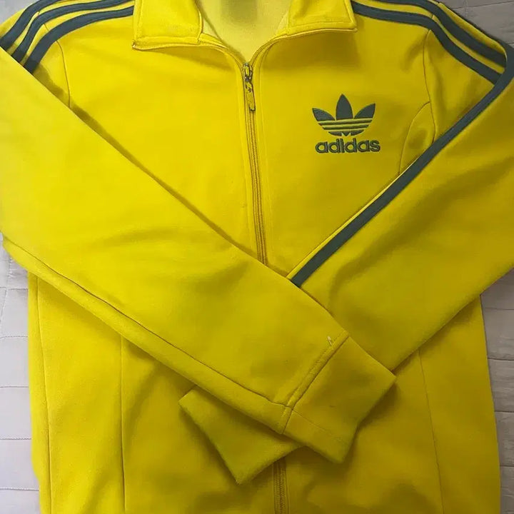 [BUNJANG] Adidas Europa Yellow Jersey / 아디다스 유로파 옐로우 져지 노랑 Y2K
