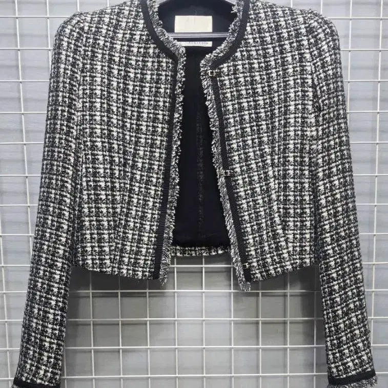 [BUNJANG] Reneyvon Tweed Jacket / 레니본 춘추 트위드 자켓