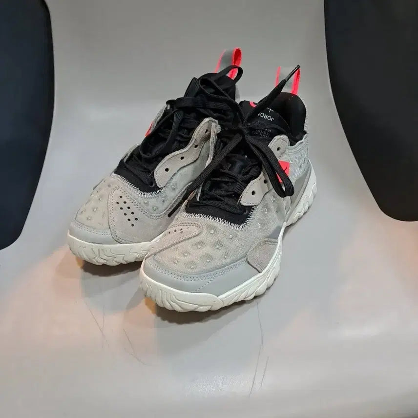 [BUNJANG] Nike Jordan Delta 2 Gray/Black Sneakers 230mm / 나이키 조던 델타 2 그레이/ 블랙 운동화 230mm