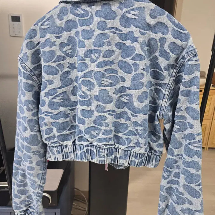 [BUNJANG] Apee Camo Denim Crop Jacket / Apee 에이피 이 데님 크롭 자켓