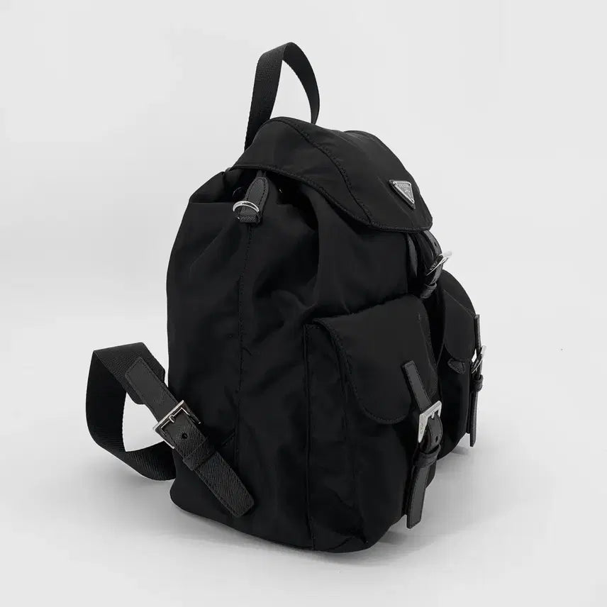 [BUNJANG] Prada Re-Nylon Triangle Logo Backpack Medium 1BZ811 / 프라다 리나일론 삼각로고 백팩 미듐 1BZ811