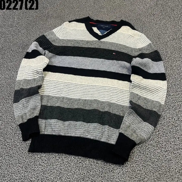 [BUNJANG] Tommy Hilfiger Knit Sweater / 타미힐피거 니트