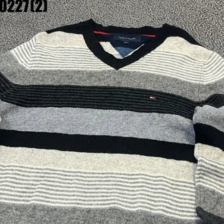 [BUNJANG] Tommy Hilfiger Knit Sweater / 타미힐피거 니트