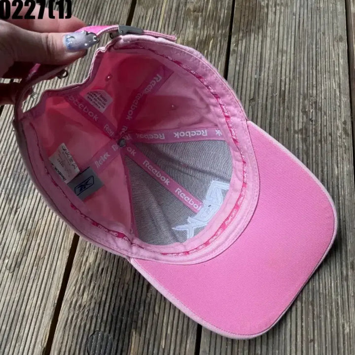 [BUNJANG] Reebok Pink Ball Cap / 리복 볼캡 모자