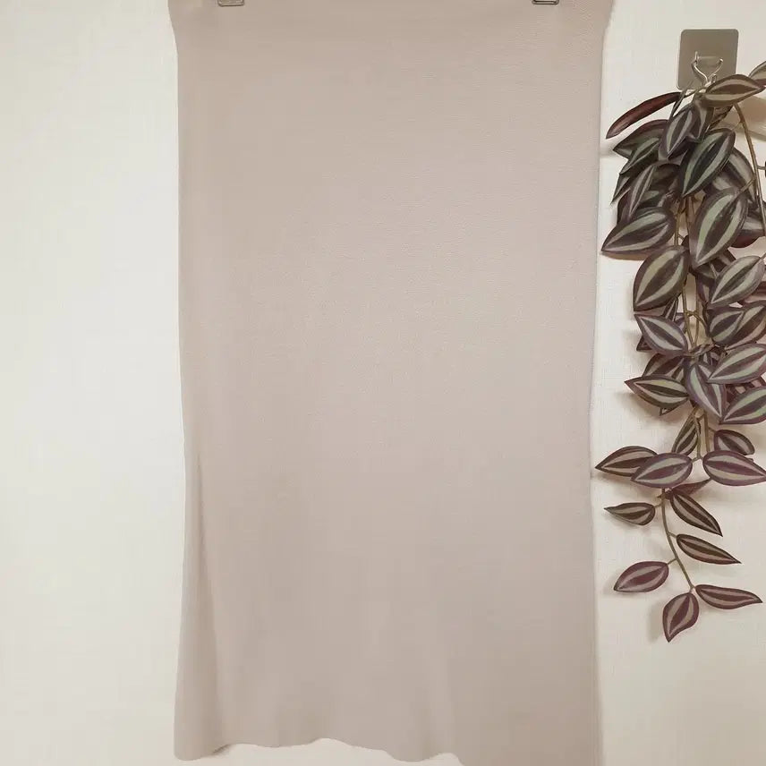 [BUNJANG] Ferragamo Knit Skirt Beige M / 페레가모 정품 니트스커트 66 베이지 M