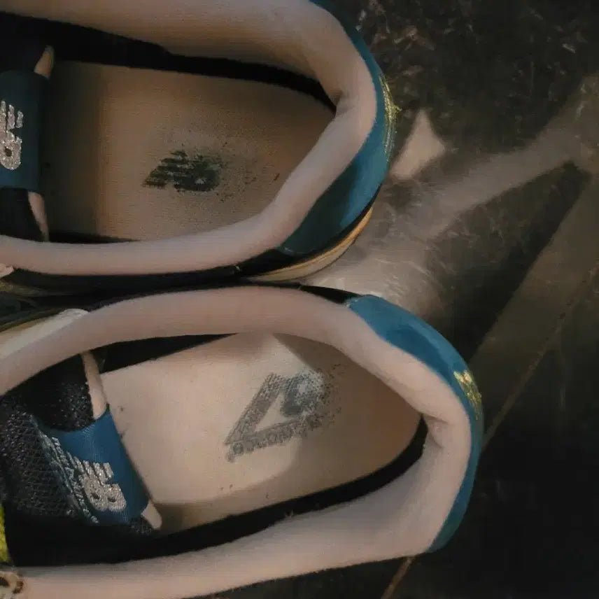 [BUNJANG] New Balance Bundle Set 260 Sneakers / 뉴발란스 두켤레 일괄 260