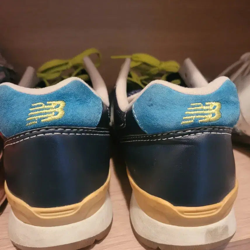 [BUNJANG] New Balance Bundle Set 260 Sneakers / 뉴발란스 두켤레 일괄 260