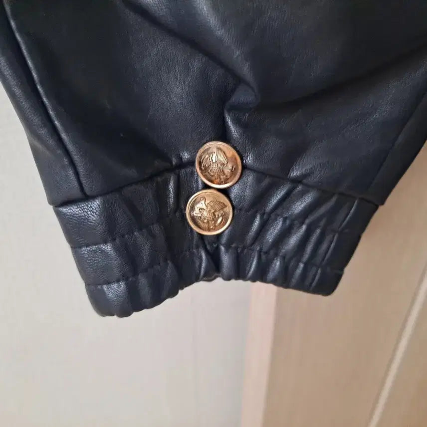 [BUNJANG] Artificial Leather Jogger Pants / 인조가죽   조거바지