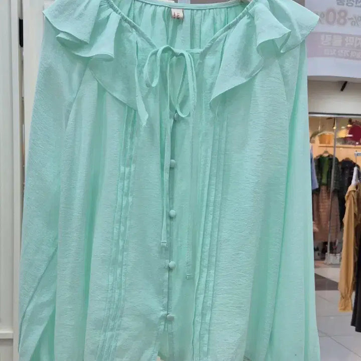 [BUNJANG] Mint Ruffle Blouse / 민트 프릴 블라우스 / 러플 넥 리본 블라우스 40%세일