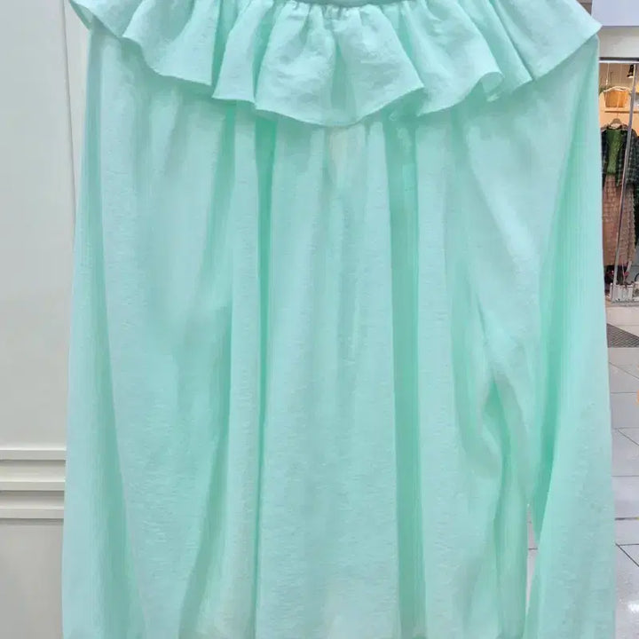 [BUNJANG] Mint Ruffle Blouse / 민트 프릴 블라우스 / 러플 넥 리본 블라우스 40%세일