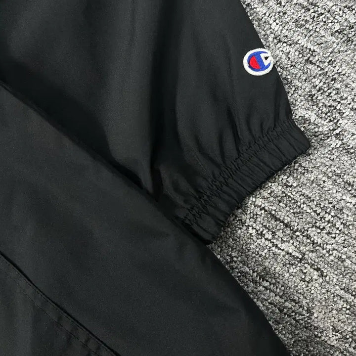[BUNJANG] Champion Small Logo Anorak Jacket - Black - L / 챔피온 블랙 스몰로고 아노락 L