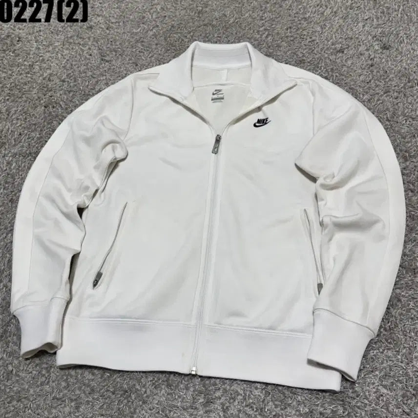 [BUNJANG] Nike White Track Jacket / 나이키 화이트 트랙 자켓