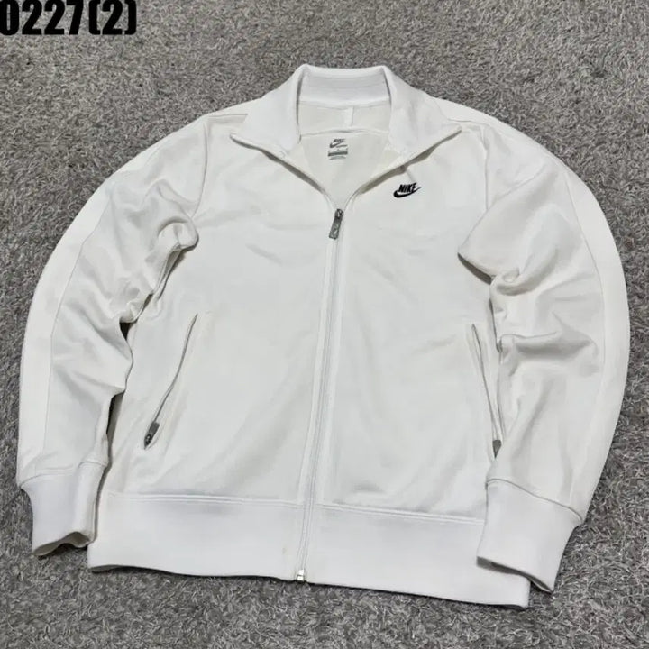 [BUNJANG] Nike White Track Jacket / 나이키 화이트 트랙 자켓
