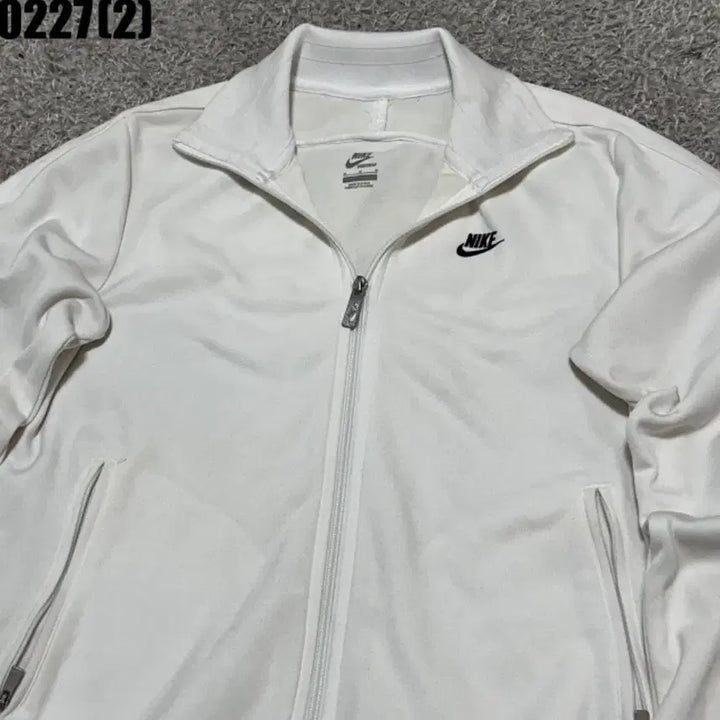[BUNJANG] Nike White Track Jacket / 나이키 화이트 트랙 자켓