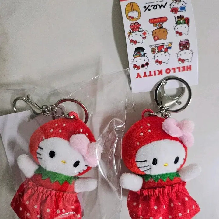 [BUNJANG] Hello Kitty Strawberry Doll Keychain / 헬로키티 딸기 인형 키링(개당가)