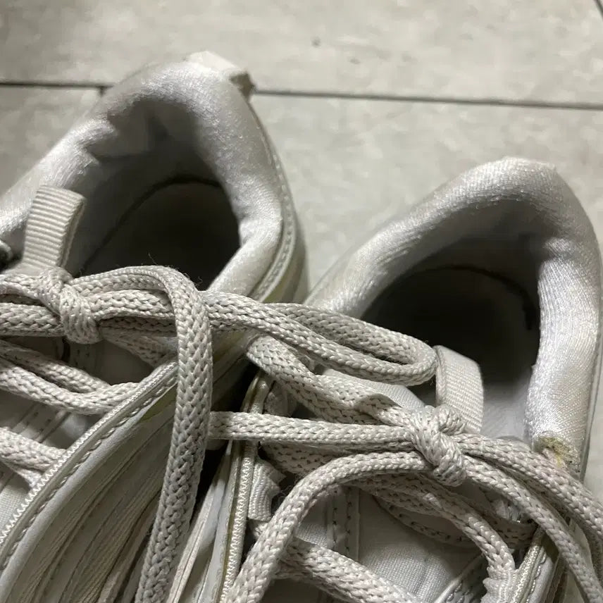 [BUNJANG] Nike Air Max 97 Women's Sneakers 240 / 나이키 에어맥스 97 여성 스니커즈 240