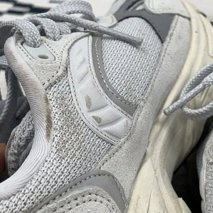 [BUNJANG] Dynafit Rooster Lettering Sneakers / 다이나핏 루스터 레터링 운동화 230 E02343