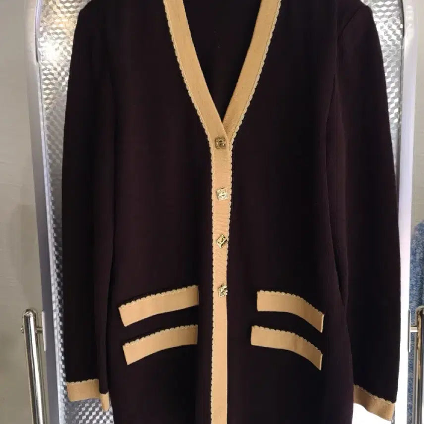 [BUNJANG] St. John Brown Cardigan Knit / 세인트존 브라운 가디건 니트