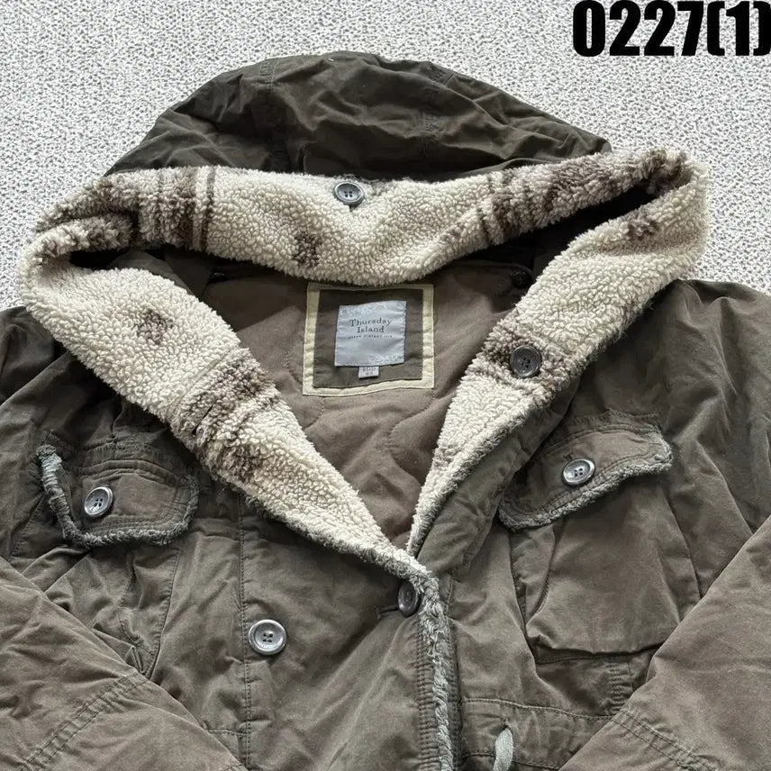 [BUNJANG] Thursday Island 후드 퍼 안감 야상 점퍼 85 / Thursday Island 후드 퍼 안감 야상 점퍼 85