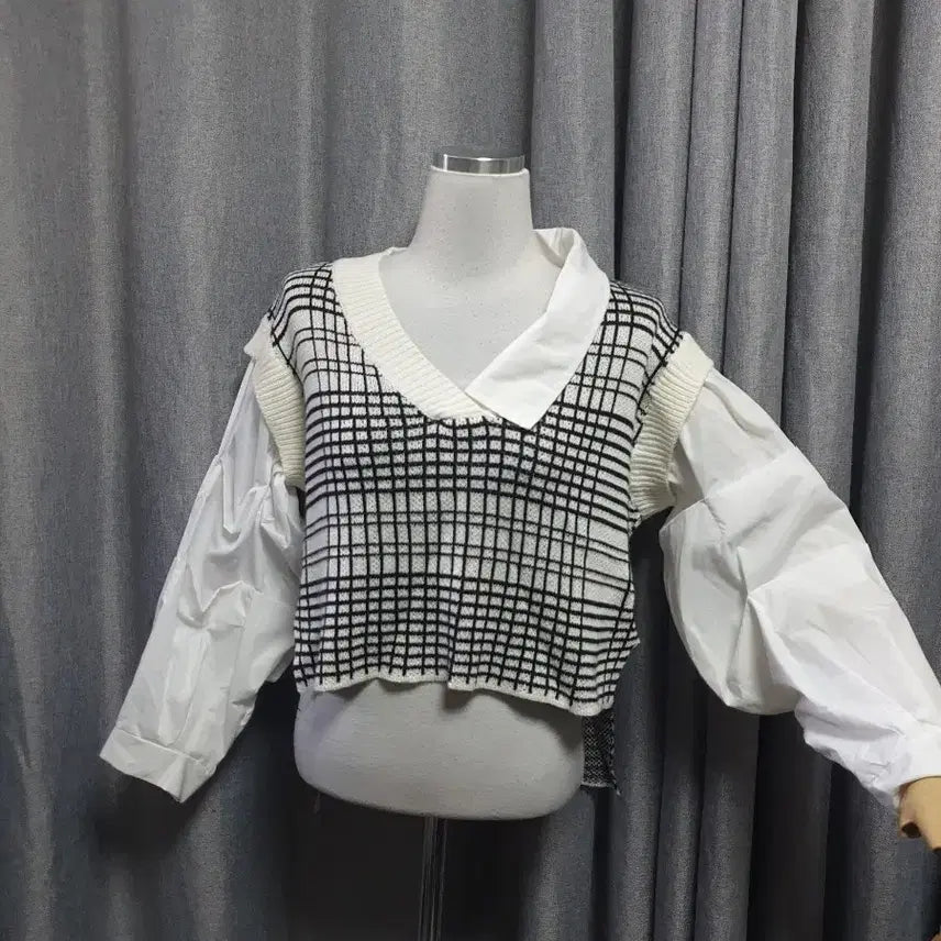 [BUNJANG] 셔츠배색 니트 / 셔츠배색 니트