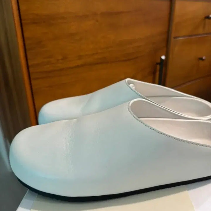 [BUNJANG] Studio Nicholson White Leather Clogs / 스튜디오 니콜슨 화이트 레더 가죽 클로그, 뮬, 슬리퍼 37사이즈
