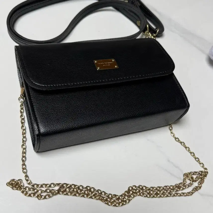 [BUNJANG] Black Mini Crossbody Bag / 블랙 색상의 미니 크로스백 ( 새상품 )