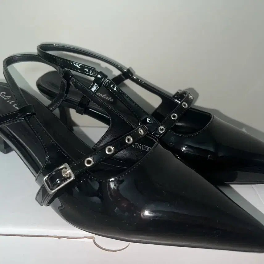 [BUNJANG] Salt and Chocolate Pointed Toe Eyelet Slingback Shoes / 솔트앤초콜릿 포인티드 토 아일렛 슬링백