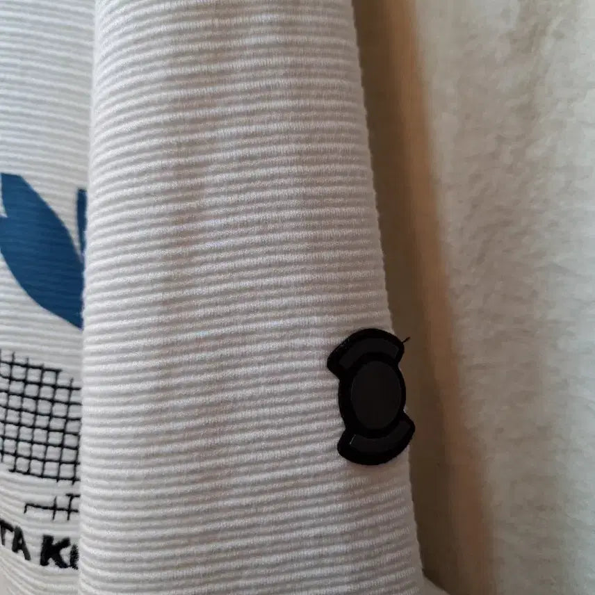 [BUNJANG] [I'M]TRIANGLE White Pattern Men's Sweatshirt / [I'M]TRIANGLE 화이트 패턴 맨투맨 티셔츠