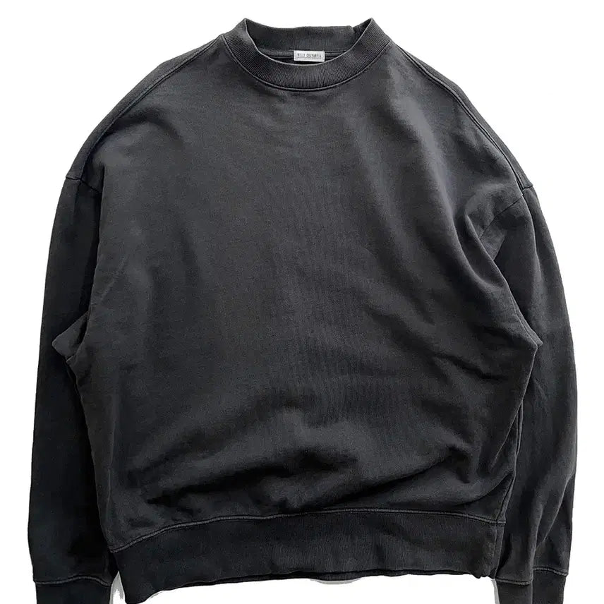 [SOLD OUT] 윌리차바리아 맨투맨