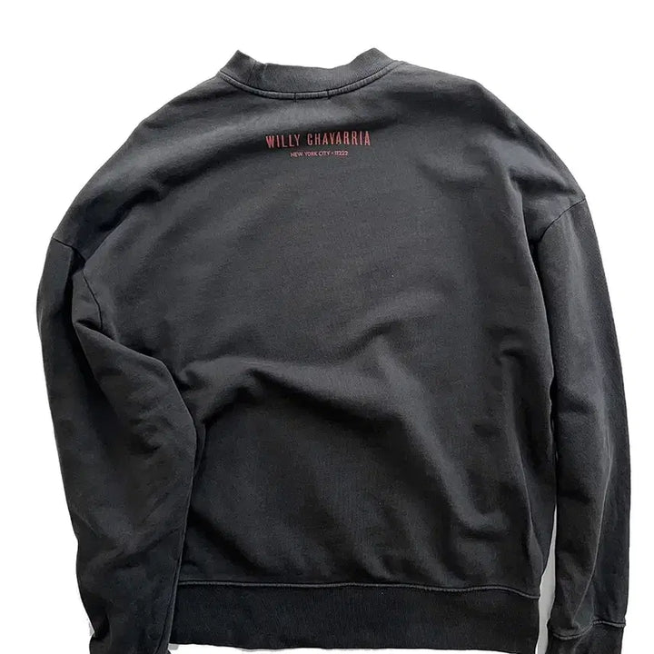 [SOLD OUT] 윌리차바리아 맨투맨