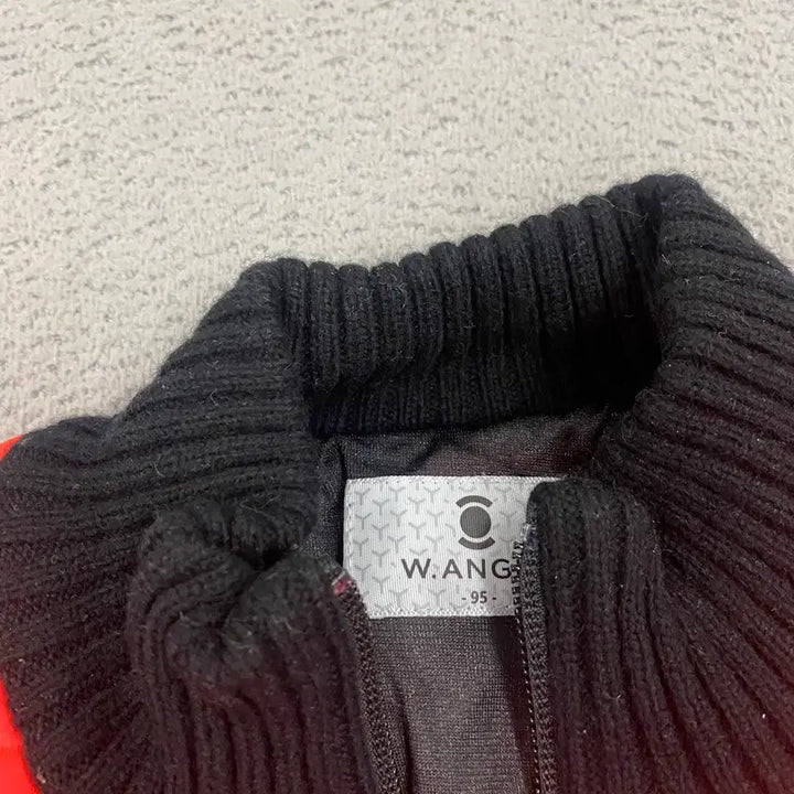 [BUNJANG] Wide Angle Knit Zip-up Jacket / 와이드앵글 니트집업 95