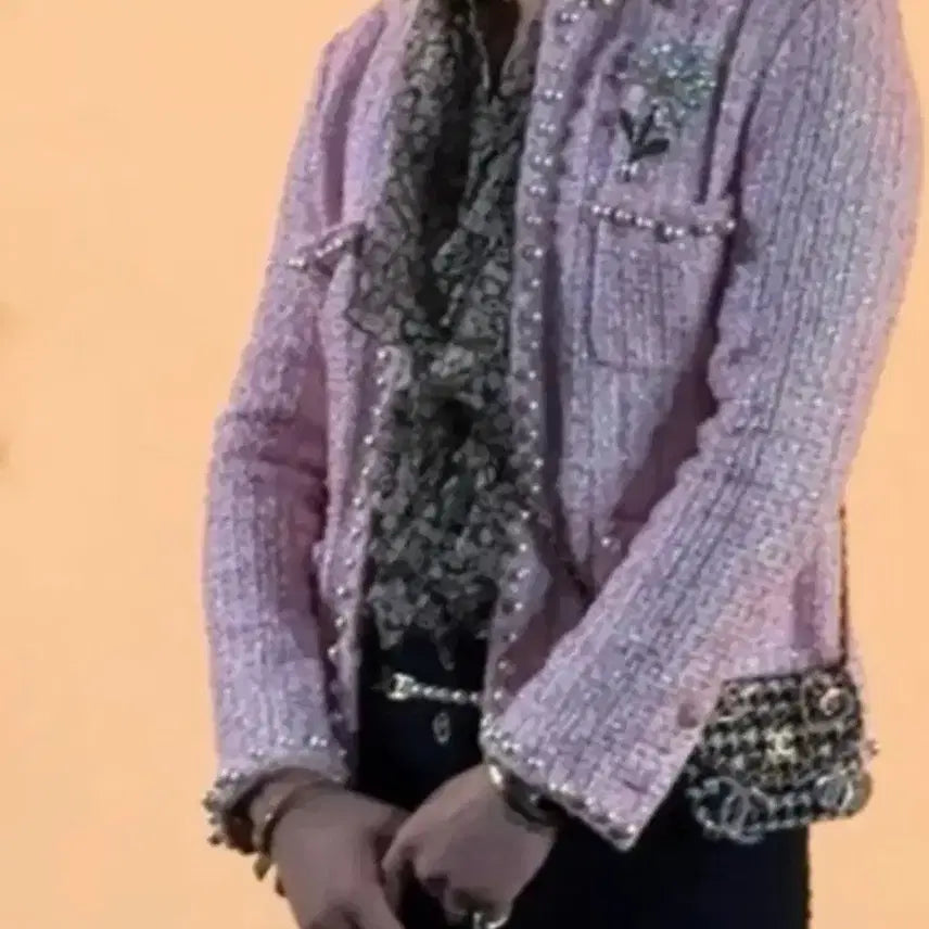 [BUNJANG] G-Dragon Daisy Brooch / 지디 데이지 브로치 최저가 팝니다!