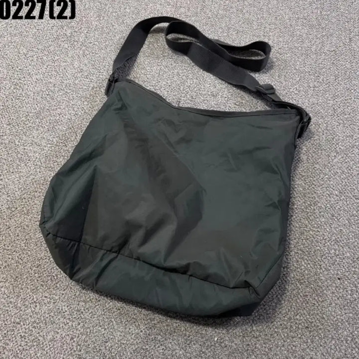 [BUNJANG] Puma Black Shoulder Bag Crossbody / 푸마 블랙 숄더백 크로스백