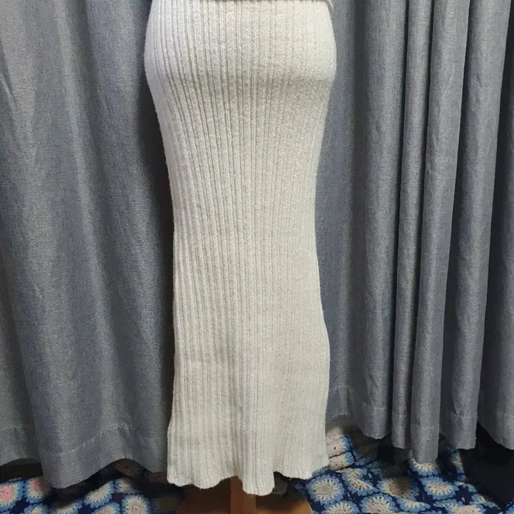 [BUNJANG] Off-Shoulder Two-Piece Set / 오프숄더 투피스 셋업