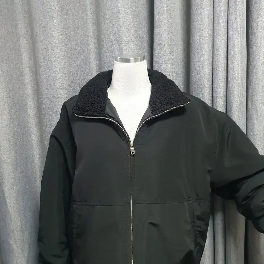 [BUNJANG] Black Two-Way Padded Jacket / 팡팡투웨이 블랙패딩