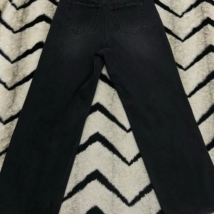 [BUNJANG] Musinsa Standard Distressed Wide Denim Jeans / [30]무신사스탠다드 디스트로이드 와이드 데님/워시드블랙