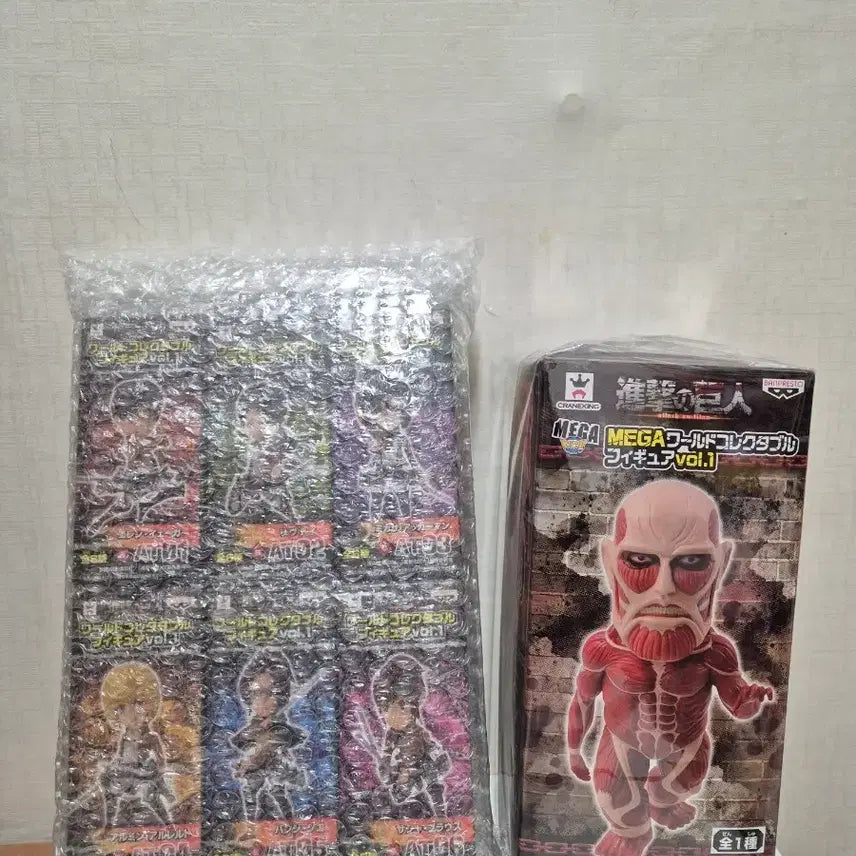 [BUNJANG] Attack on Titan World Collectable Figures (7 Types) [Sealed] / 미개봉)진격의거인 월드콜레터블 7종